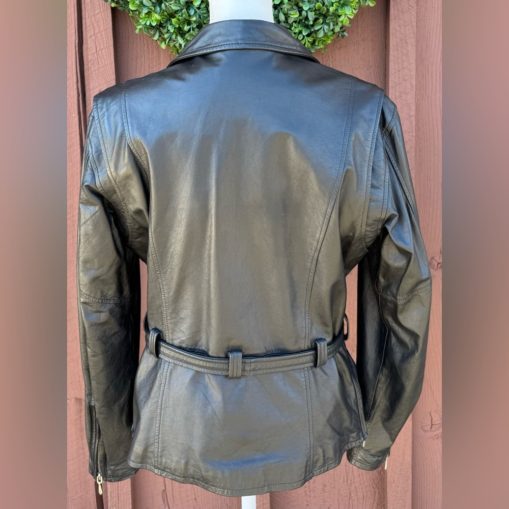 Women’s Vintage Harley-Davidson Leather Jacket - Picture 4 of 11